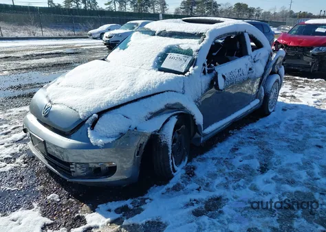 2014 Volkswagen Beetle из США, поврежденный, VIN 3VWJP7AT3EM606654